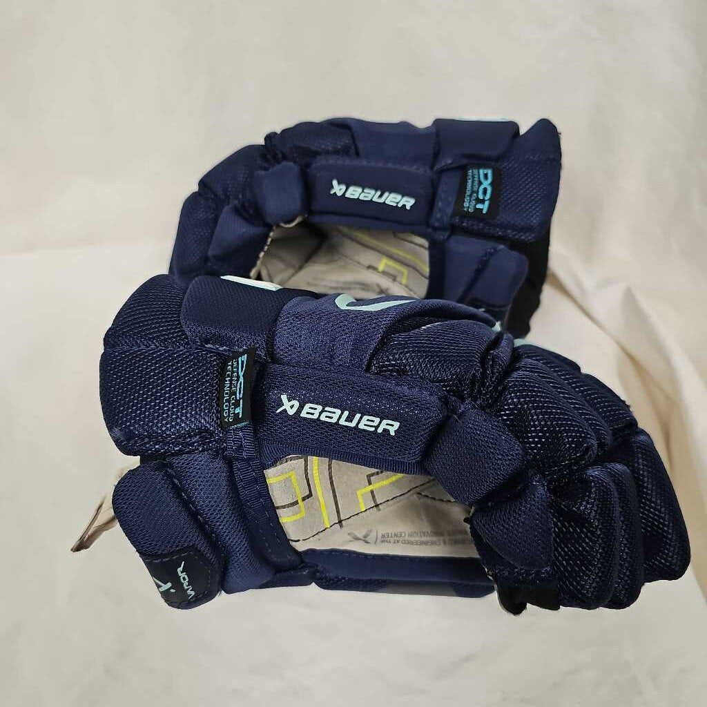 Bauer Vapor Hyperlite Intermediate Hockey Gloves, Size 12"