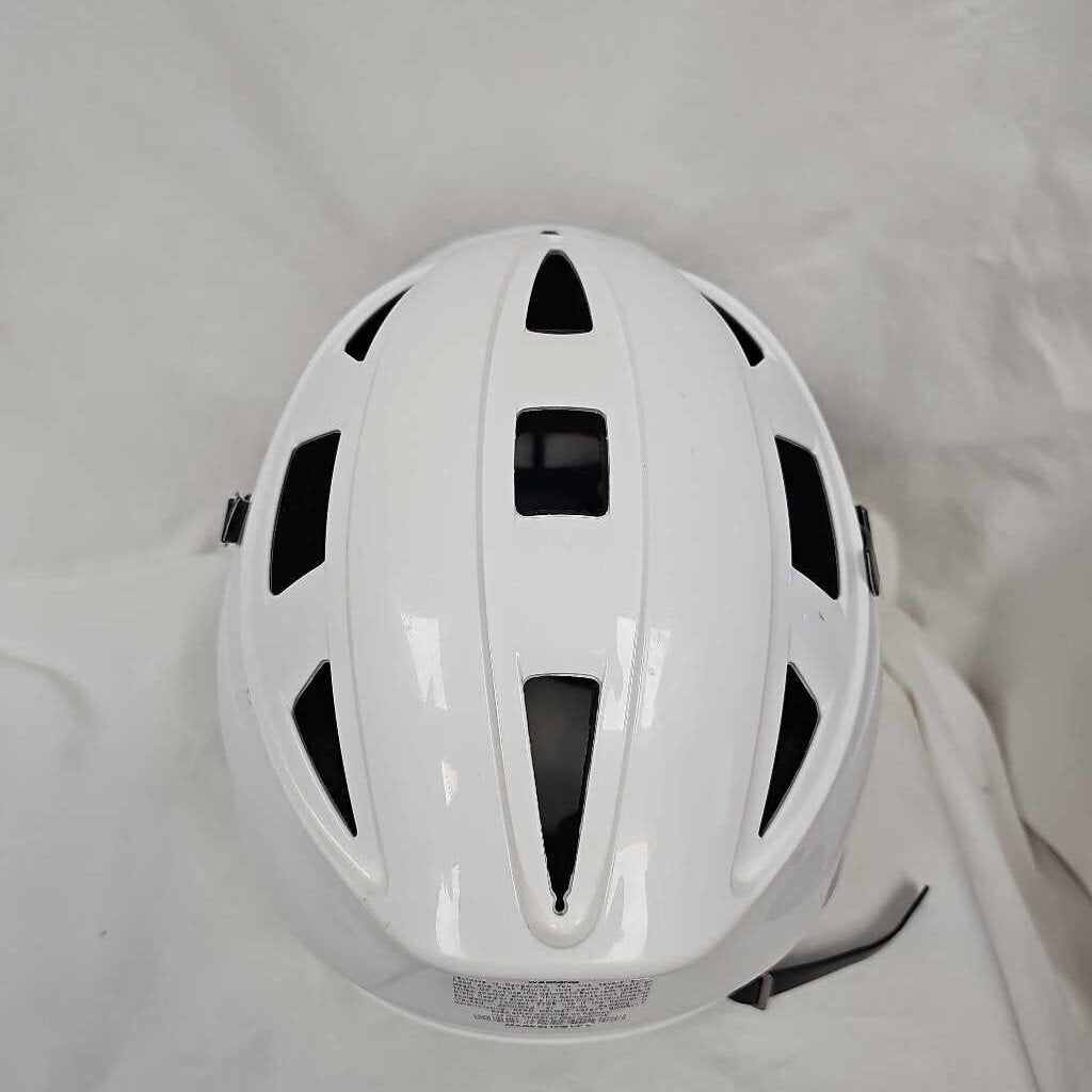 Cascade CPV-R Lacrosse Helmet, Size Med/Large