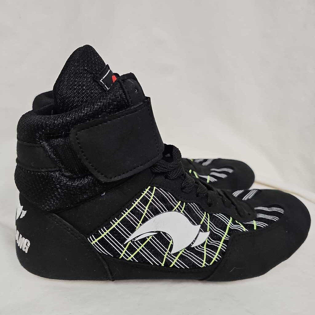 Hong Gang Wrestling Shoes, Size 8