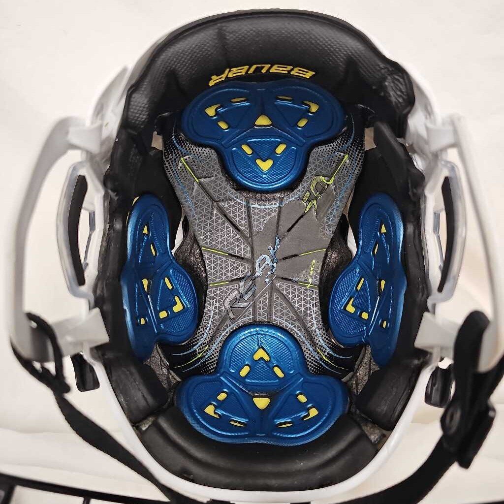 Bauer Re-Akt 150 Hockey Helmet with CCM Cage, Size Small