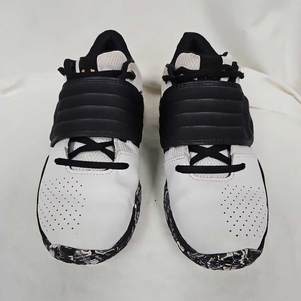 Under Armour Zone Kid's Basketball Shoes, Size 2