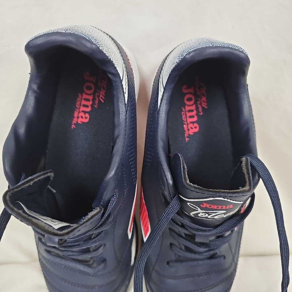 Joma Toledo Indoor Soccer Shoes, SIze 4