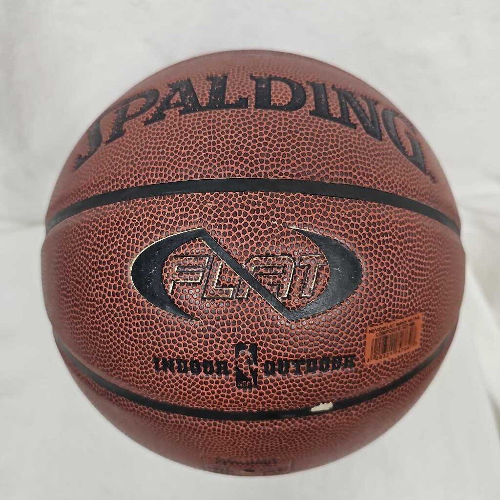 Spalding NeverFlat Basketball, 29.5"
