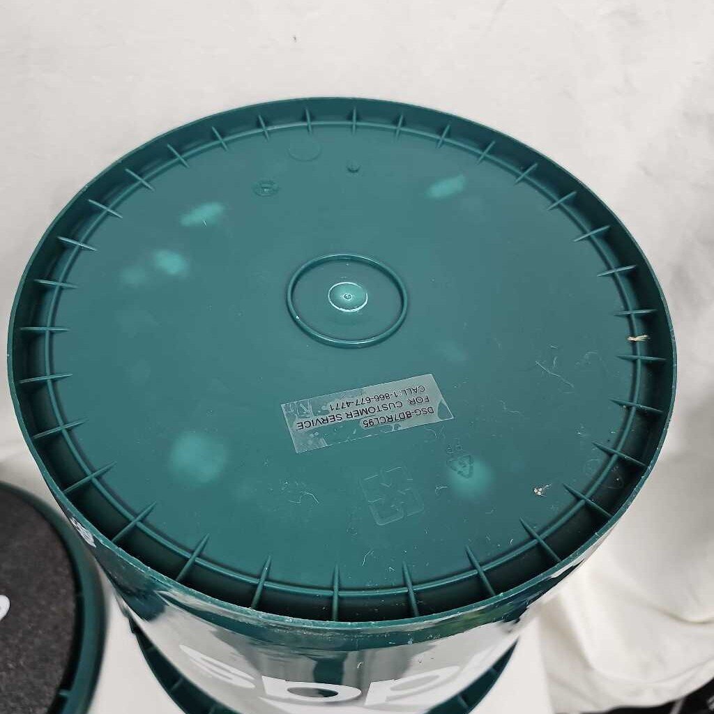 Adidas DSG Empty Bucket