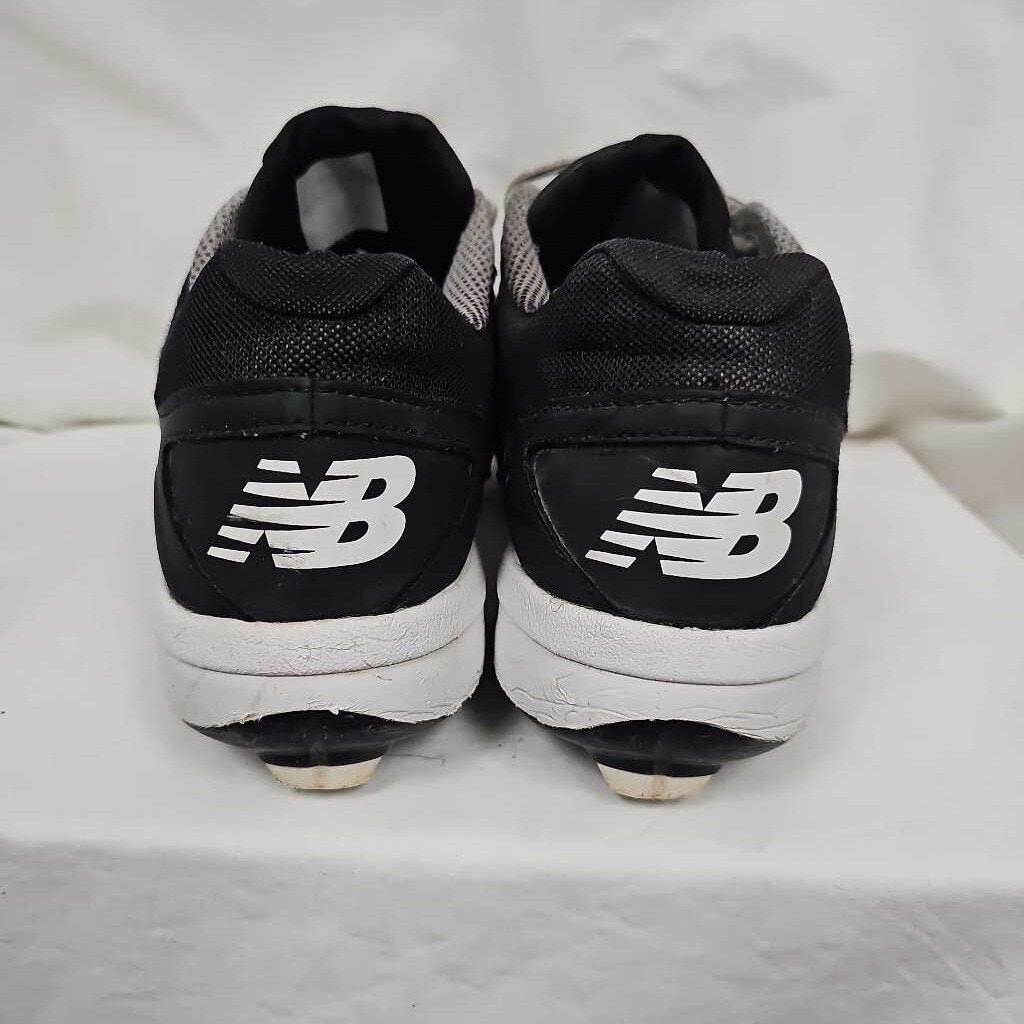 New Balance Fantom Fit Men's Baseball Cleats, Size 13
