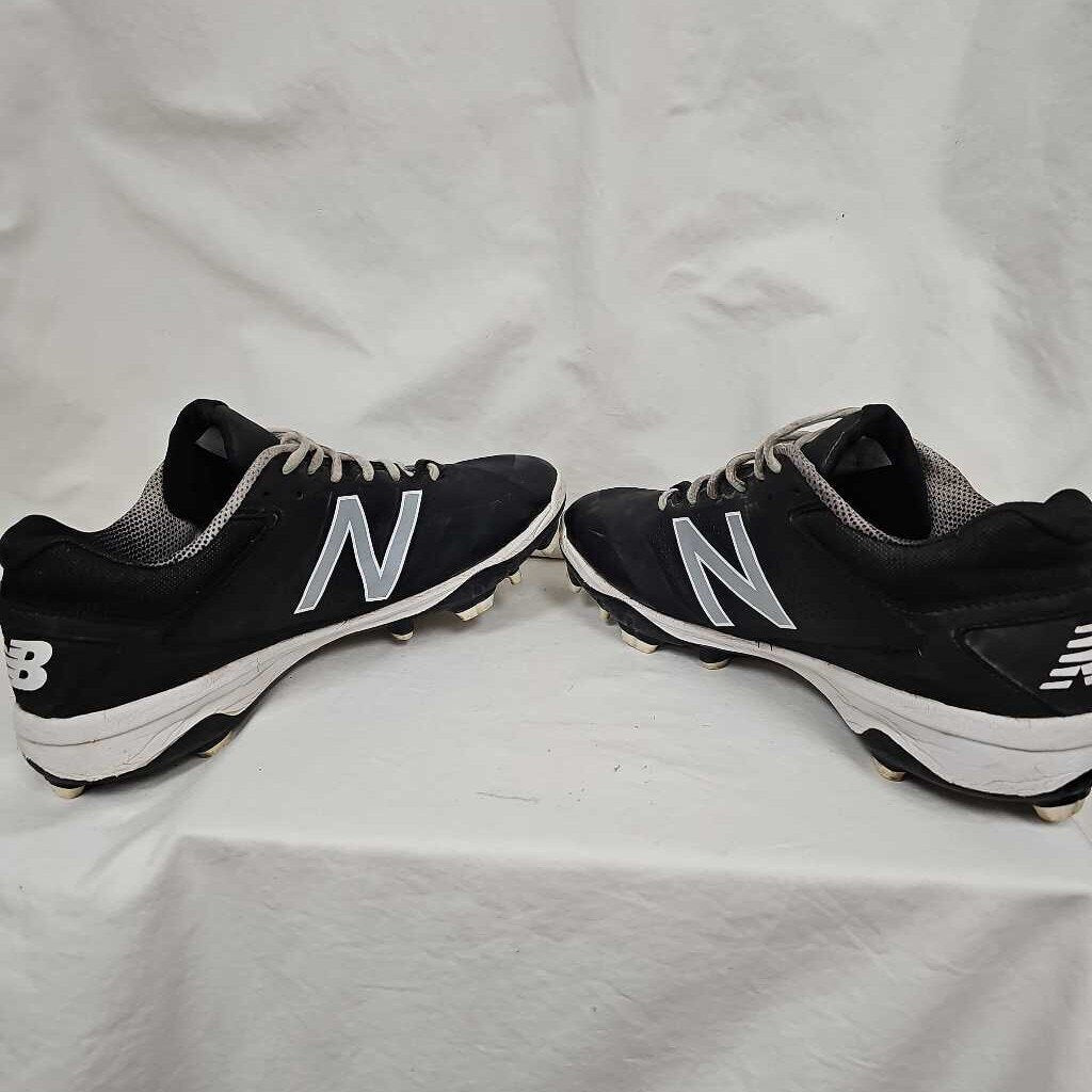 New Balance Fantom Fit Men's Baseball Cleats, Size 13