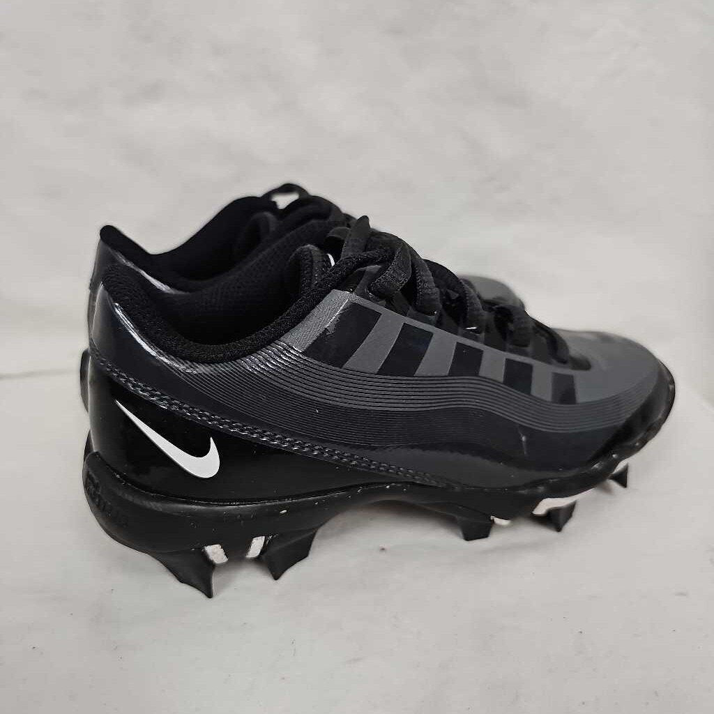 Nike Vapor Shark Youth Football Cleats, Size Y12