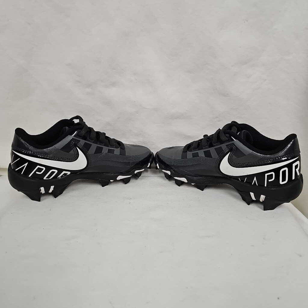 Nike Vapor Shark Youth Football Cleats, Size Y12