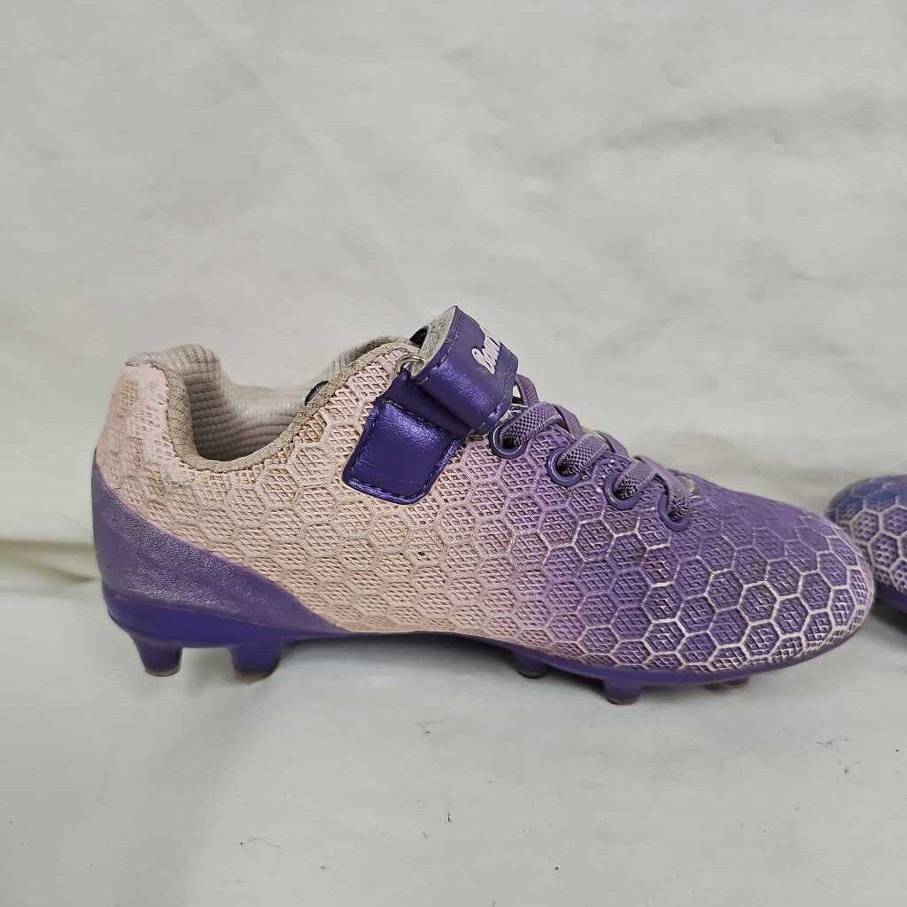 BomKinta Youth Soccer Cleats, Size Y13