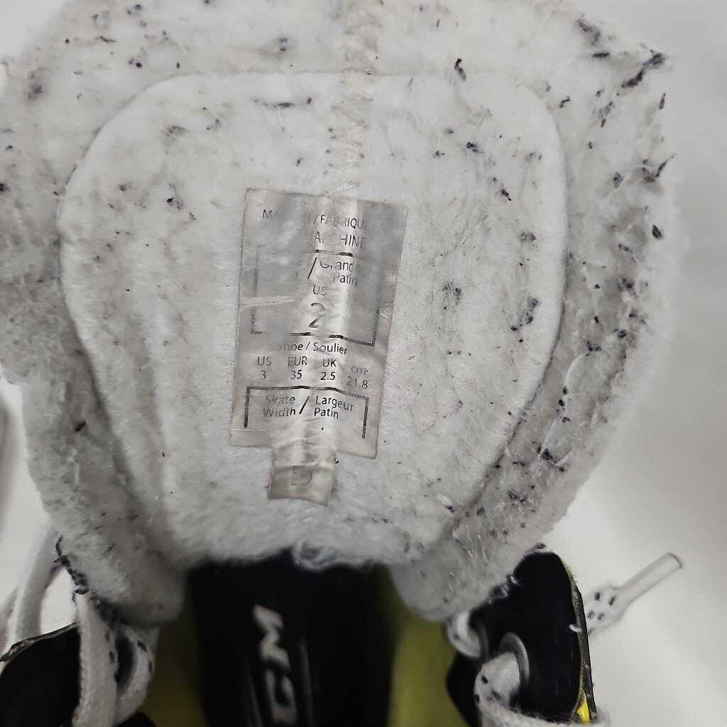 CCM Super Tacks 9380 Junior Hockey Skates, Size 2