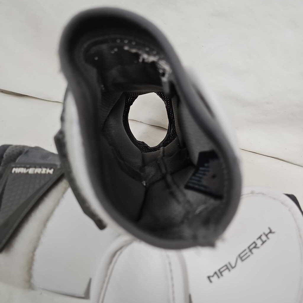 Maverik M5 Lacrosse Arm Pads, Size Medium
