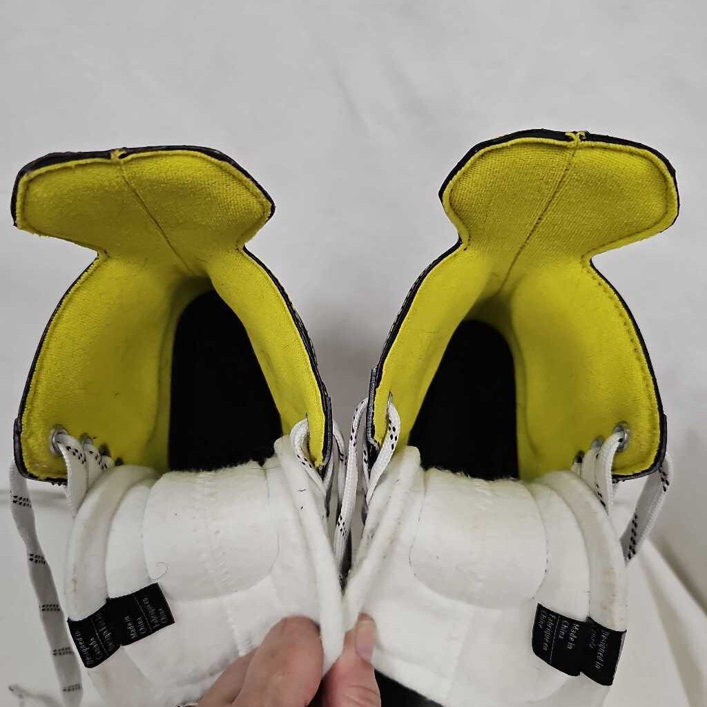 Bauer Supreme S35 Junior Skates, Size 2