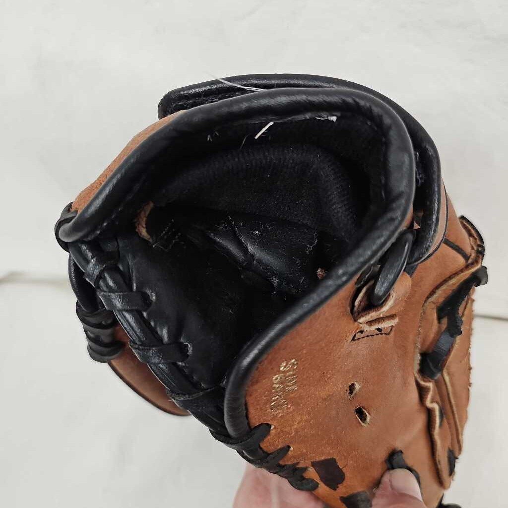 Mizuno Prospect Power Close Baseball Glove, 11"
