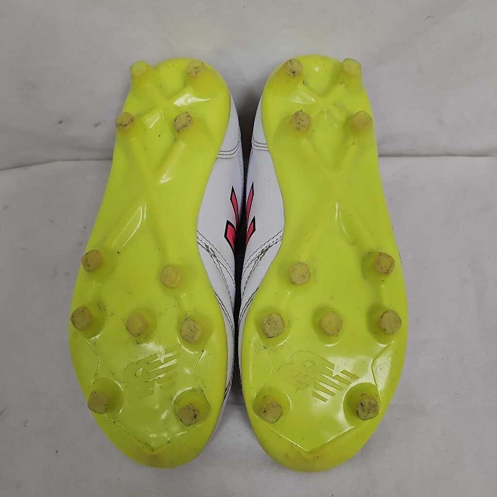 New Balance 442 Soccer Cleats, Size 2.5