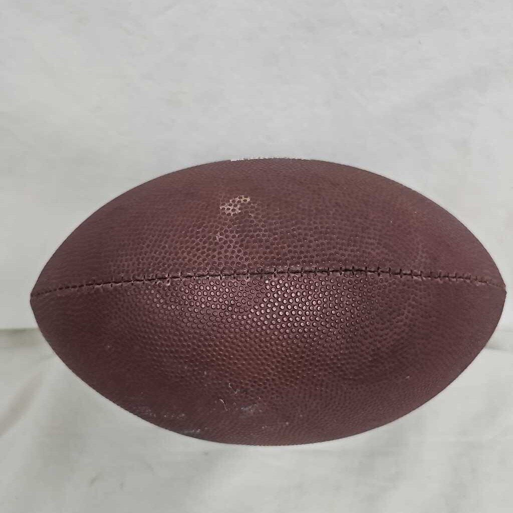 Mikasa F5507 Ultra Grip Football, Youth