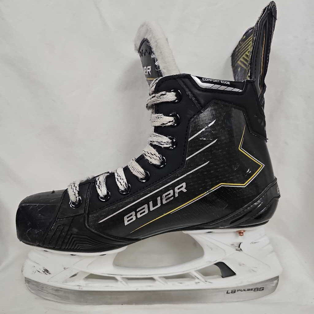 Bauer Supreme M40 Intermediate Hockey Skates, Size 4.5 Fit 2