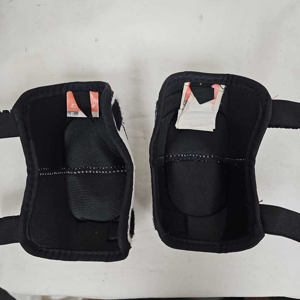 CCM LTP Youth Hockey Elbow Pads, Size Large