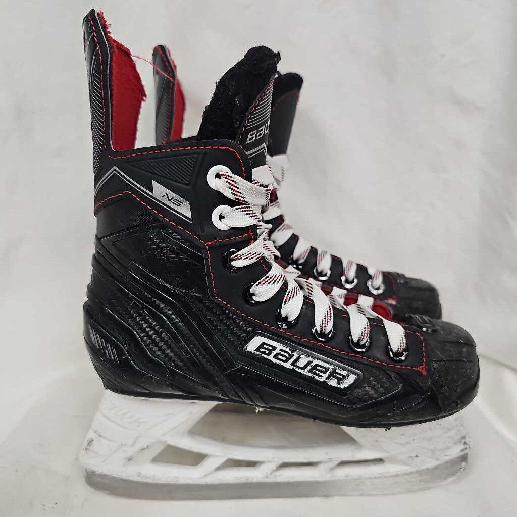 Bauer NS Junior Hockey Skates, Size 2