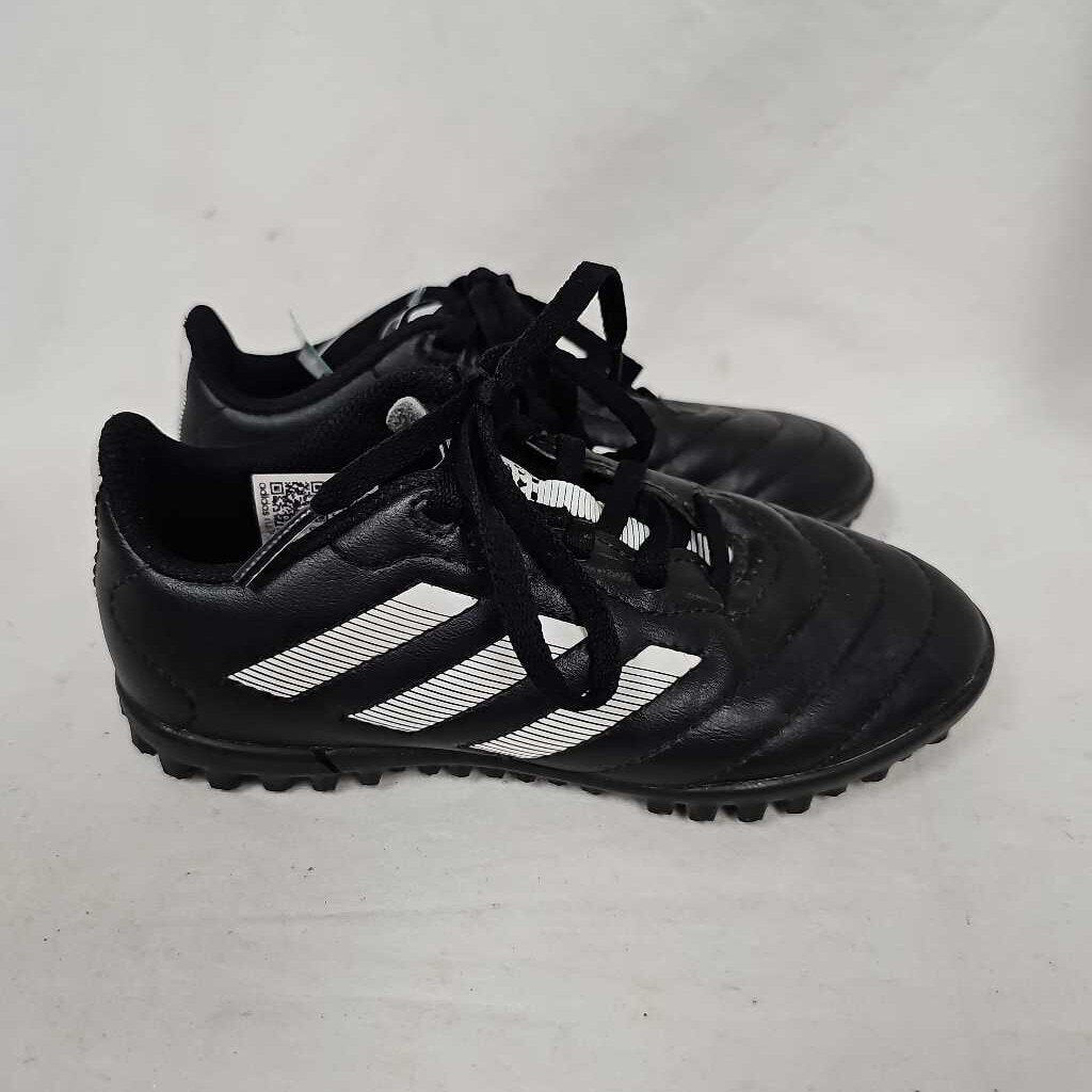 Youth Adidas Turf Cleats, Size Y12