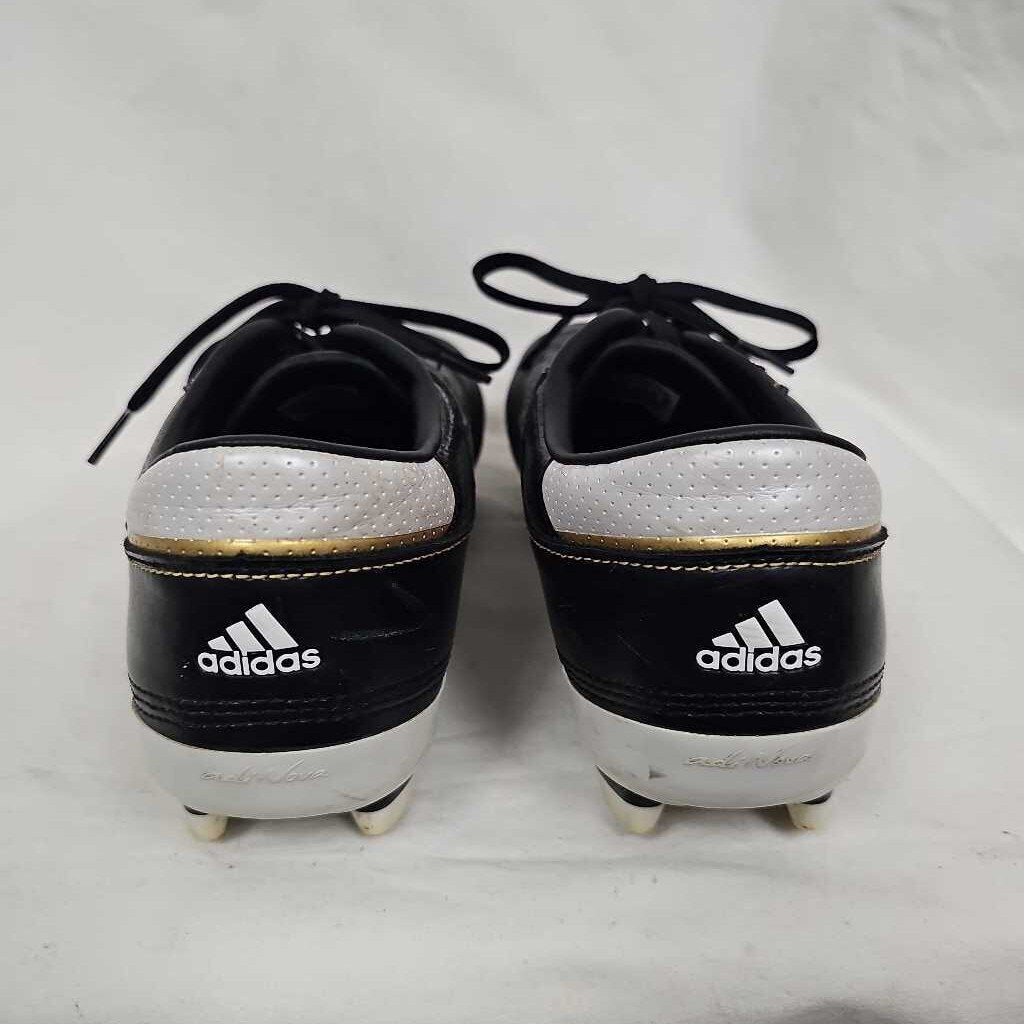 Adidas AdiNova 2 Soccer Cleats, Size 9