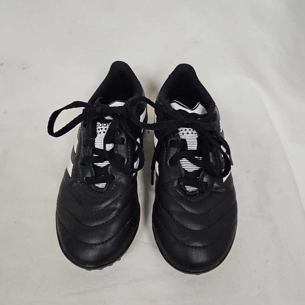 Adidas AdiNova 2 Soccer Cleats, Size 9