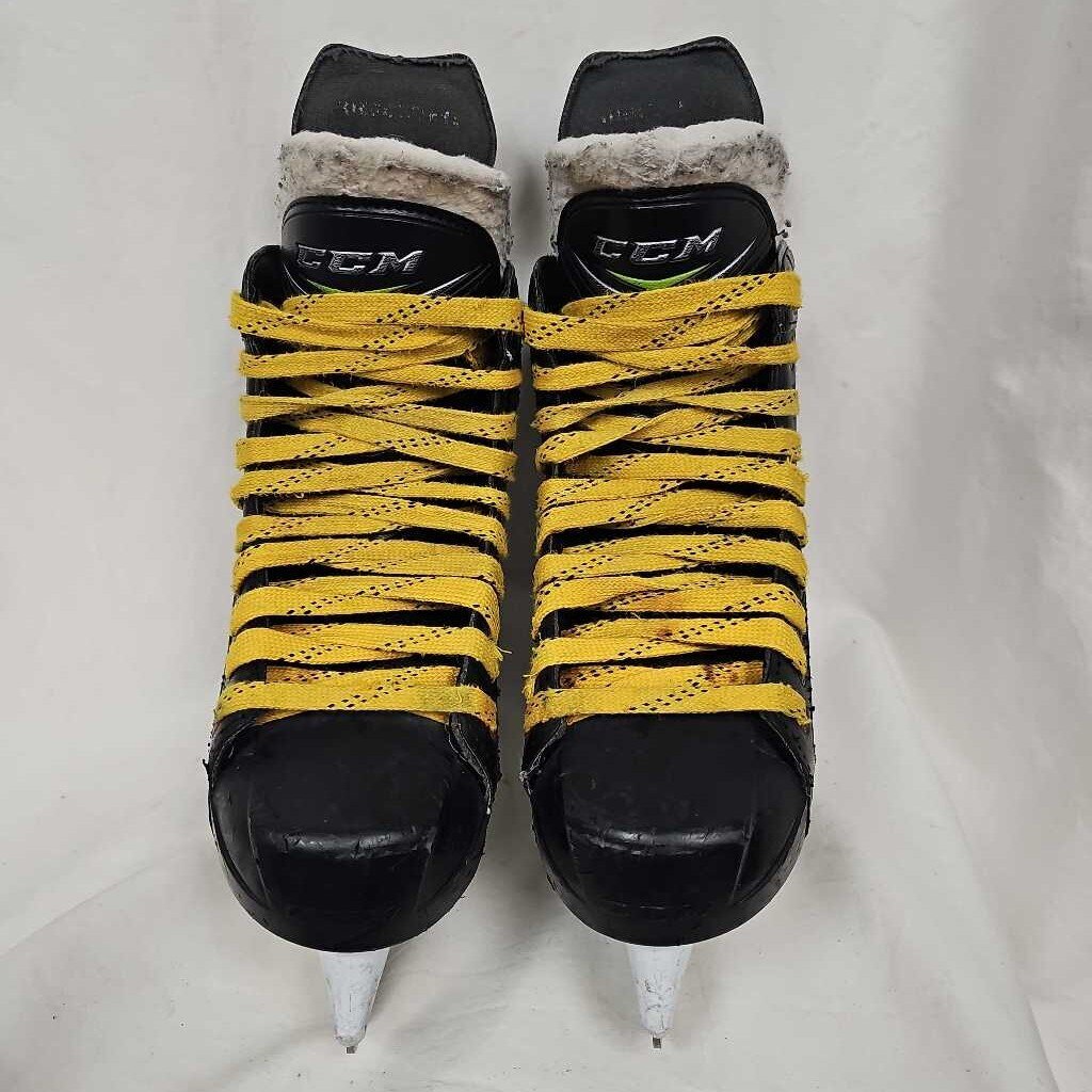 CCM Ribcor Maxx Intermediate Hockey Skates, Size 6.5