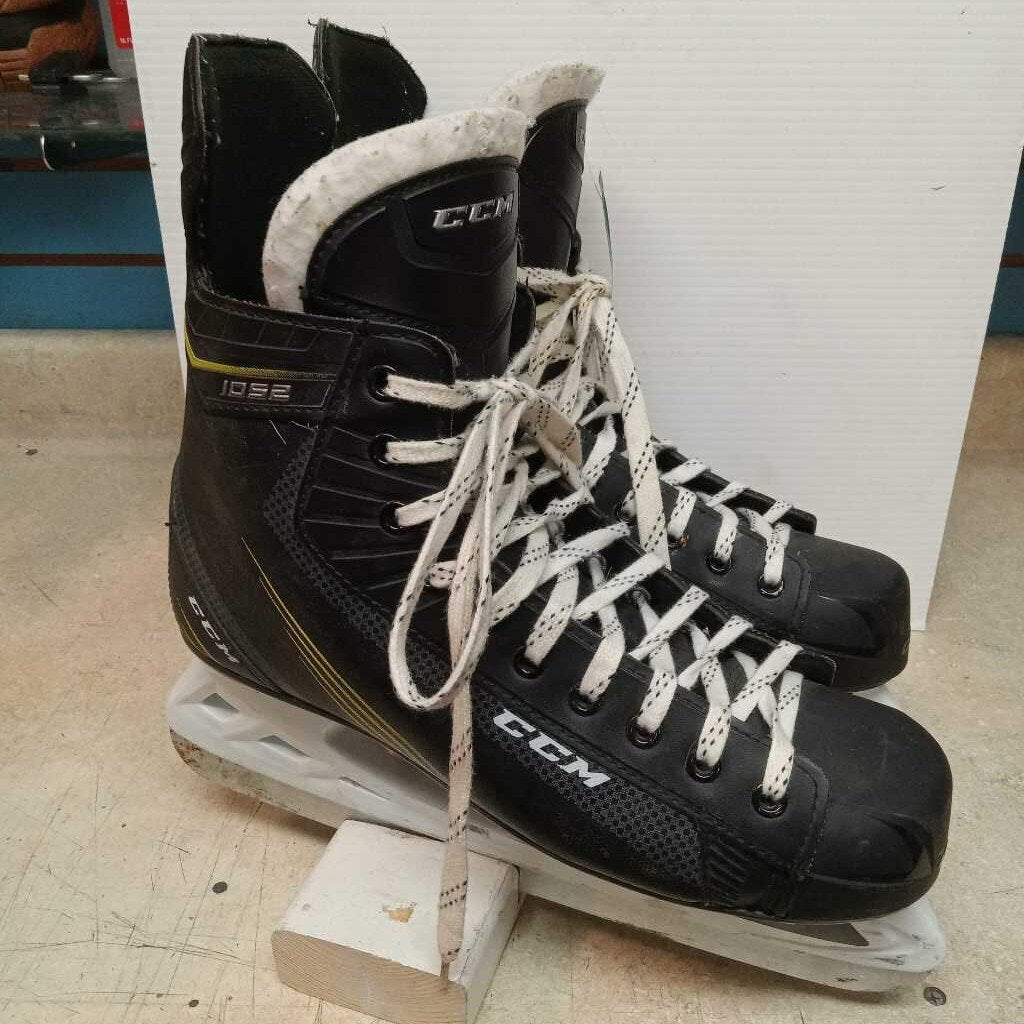 CCM Tacks 1052 Senior Hockey Skates, Size 12