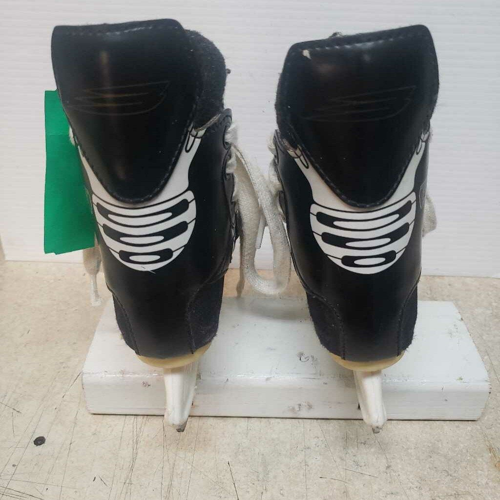 Bauer Impact 75 Hockey Skates