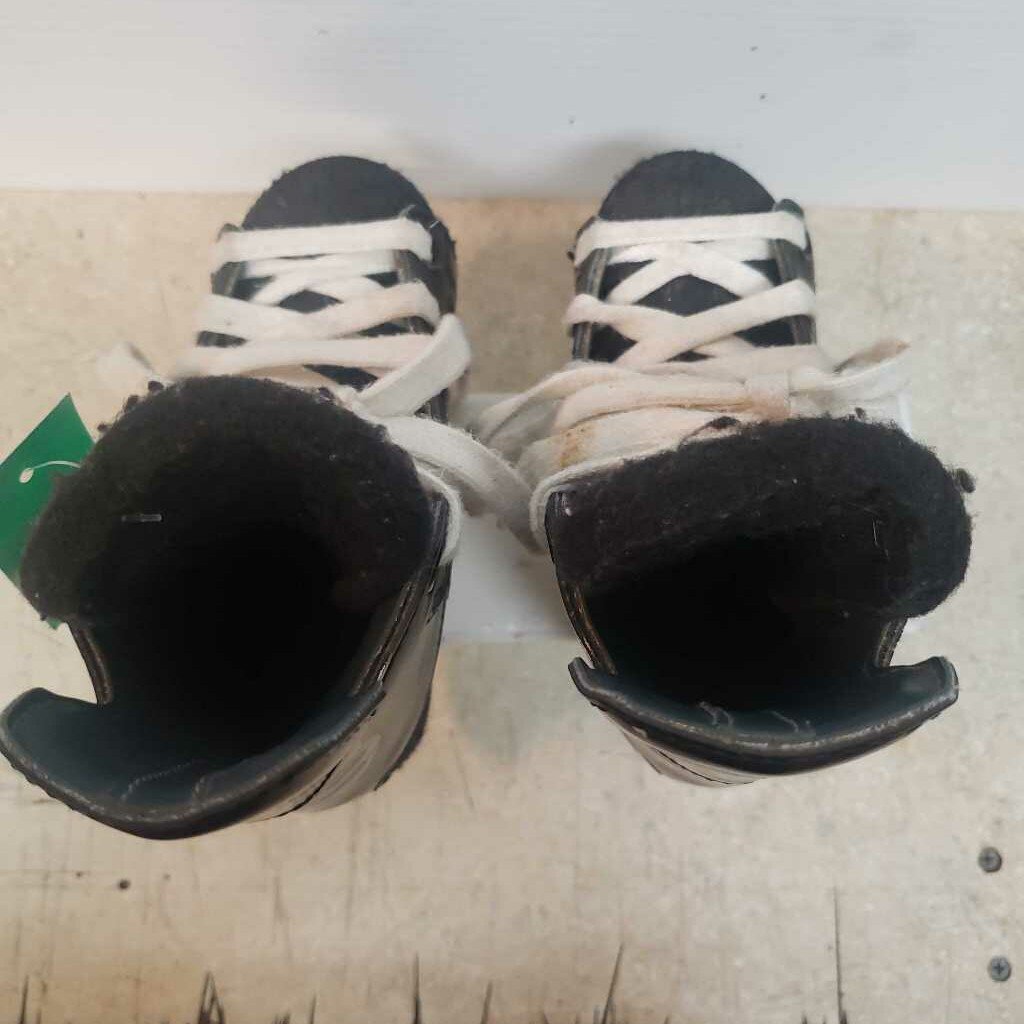 Bauer Impact 75 Hockey Skates