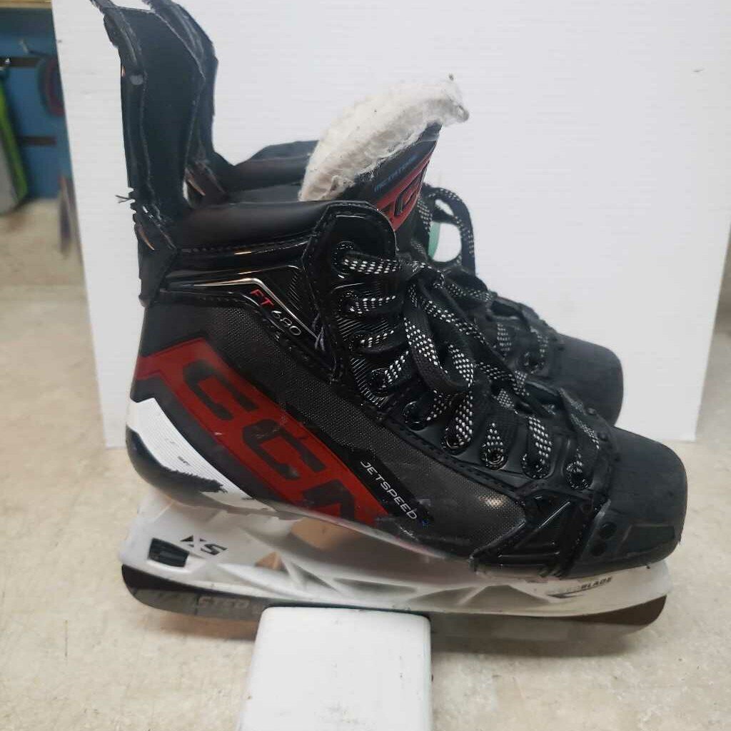 CCM Jetspeed FT680 Hockey Skates Size 5