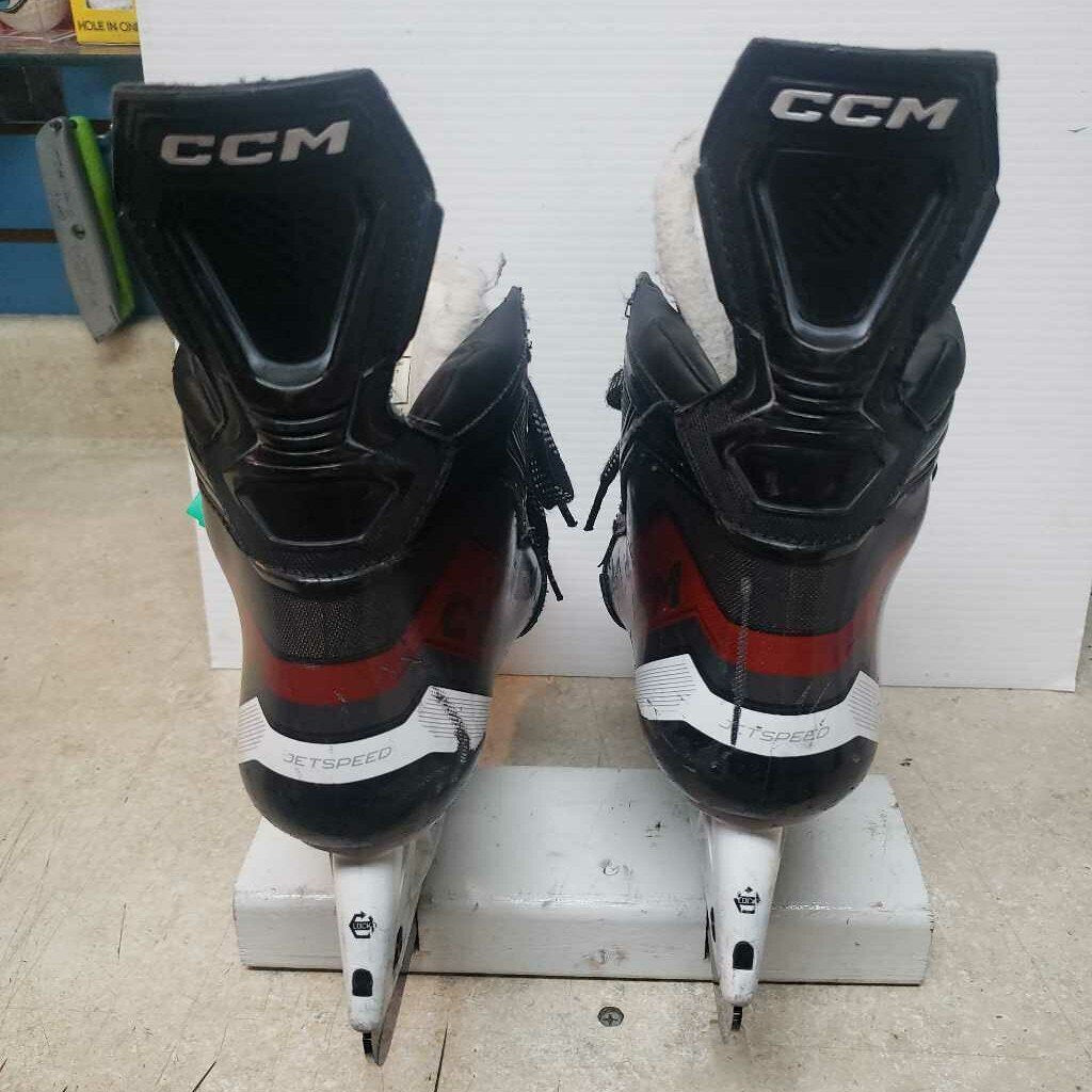 CCM Jetspeed FT680 Hockey Skates Size 5