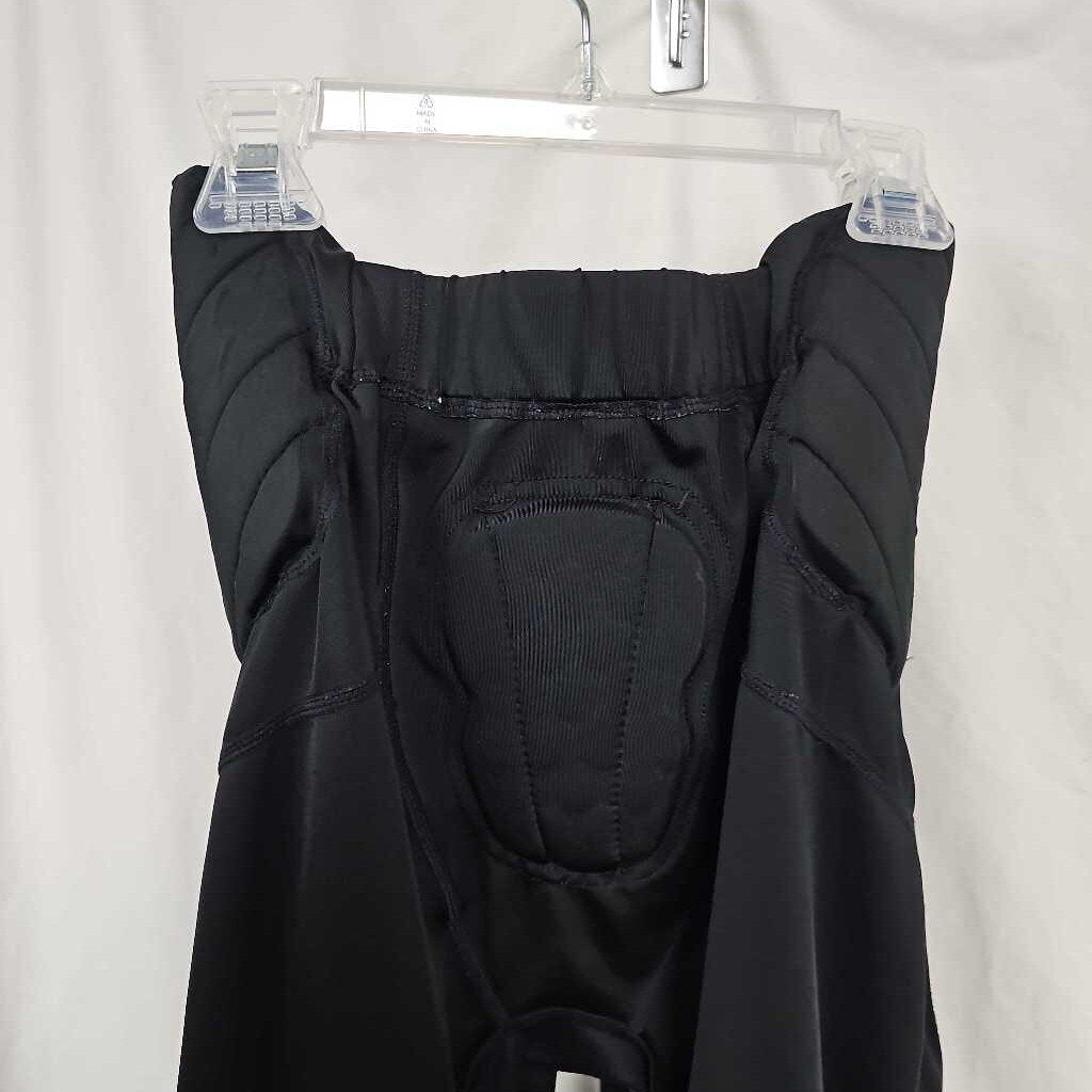 Under Armour Gameday Integrated Football Pants, Youth XL