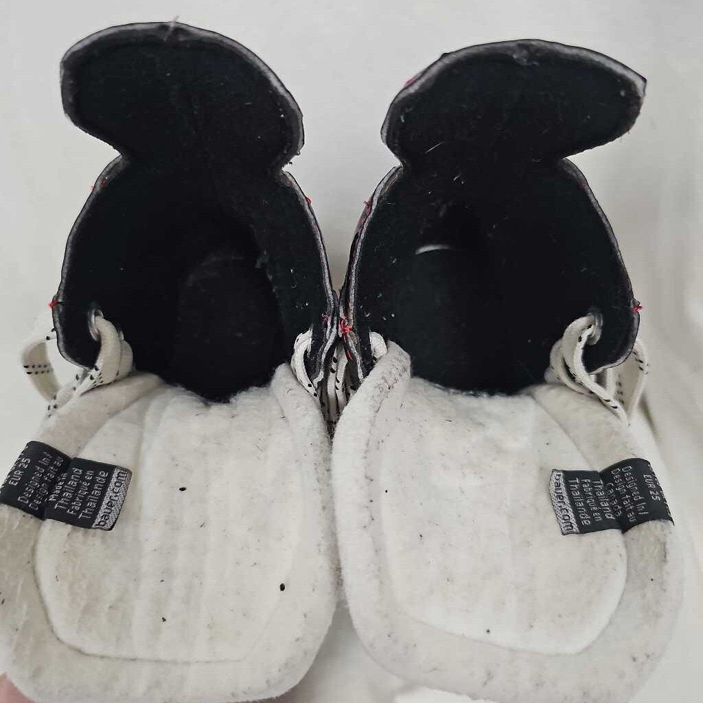 Bauer Vapor X300 Youth Hockey Skates, Size Y7