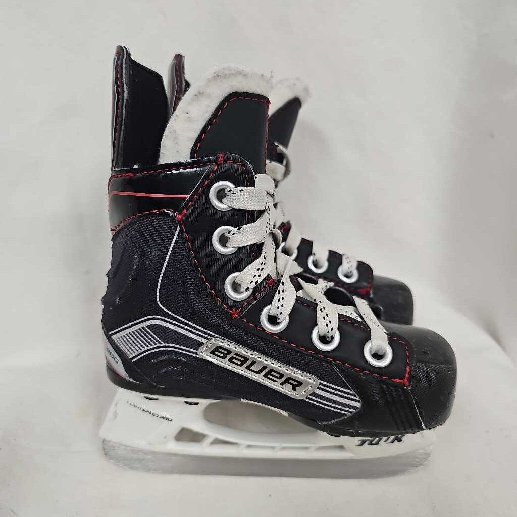 Bauer Vapor X300 Youth Hockey Skates, Size Y7
