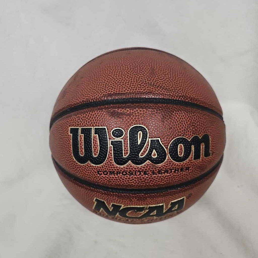 Wilson NCAA Special Edition Basketball, 27.5"