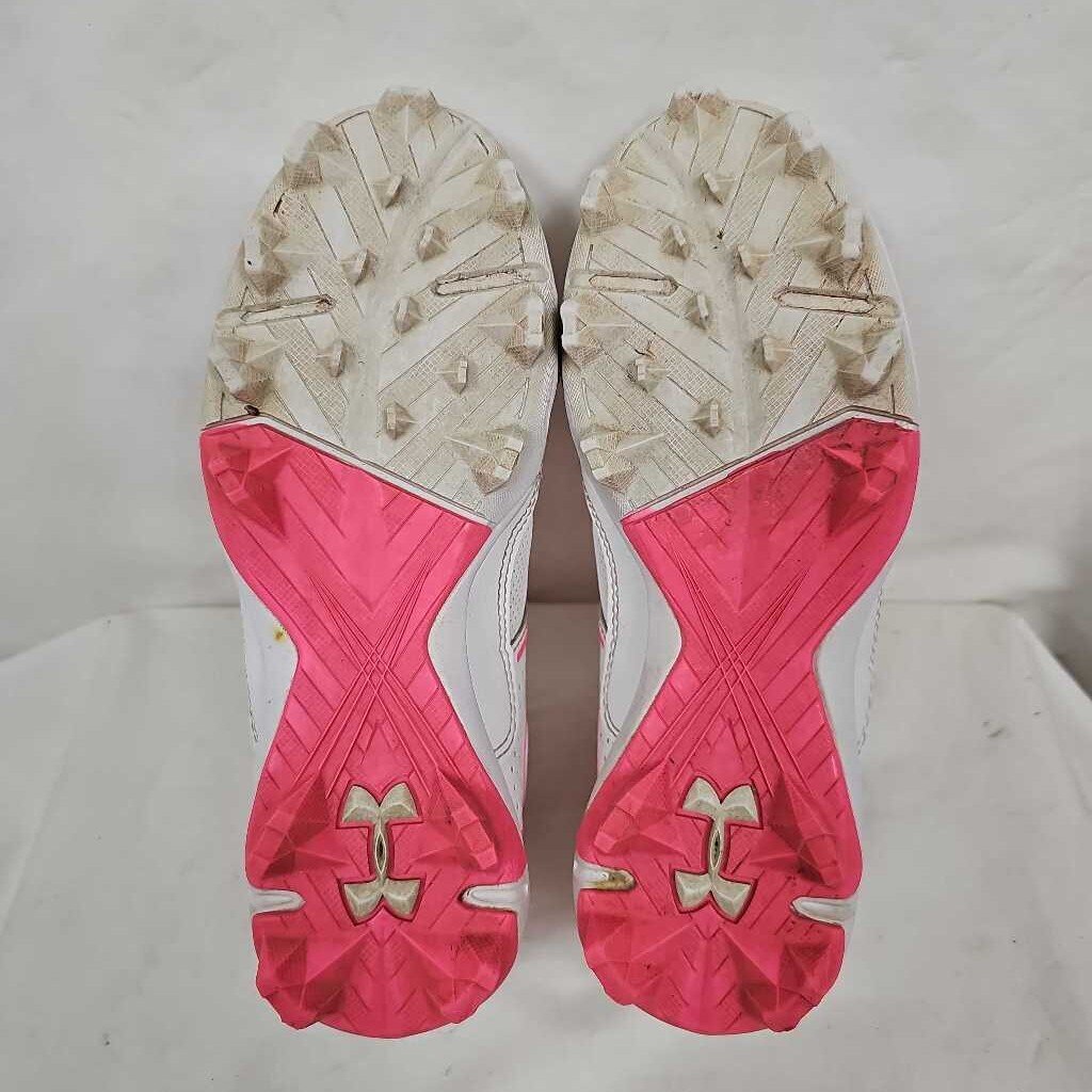 Under Armour Glyde Softball Cleats, Size 2.5