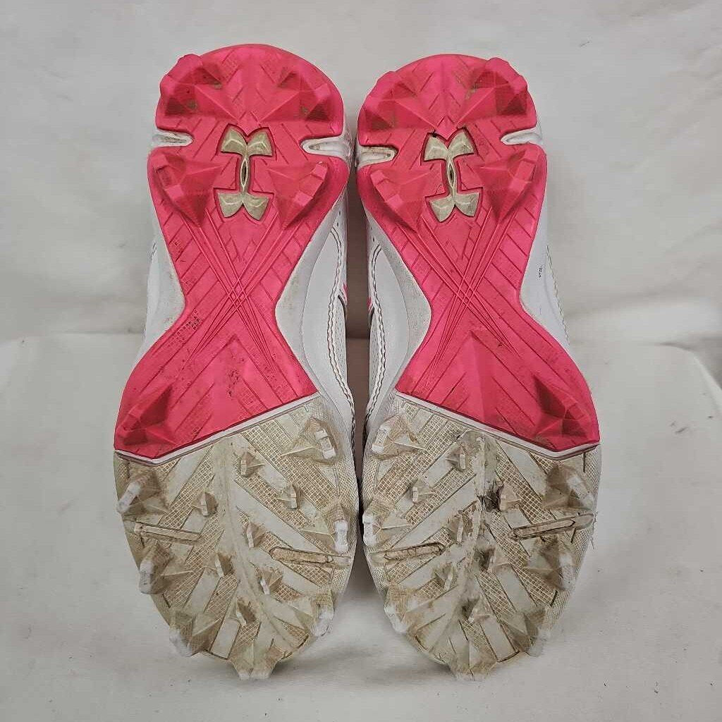 Under Armour Glyde Softball Cletas, Size Y13