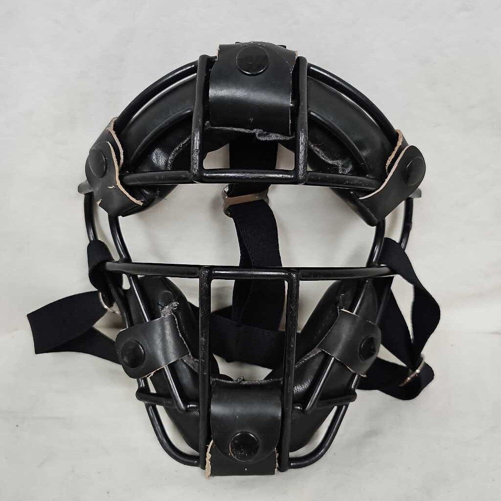 MacGregor Youth Catchers Mask