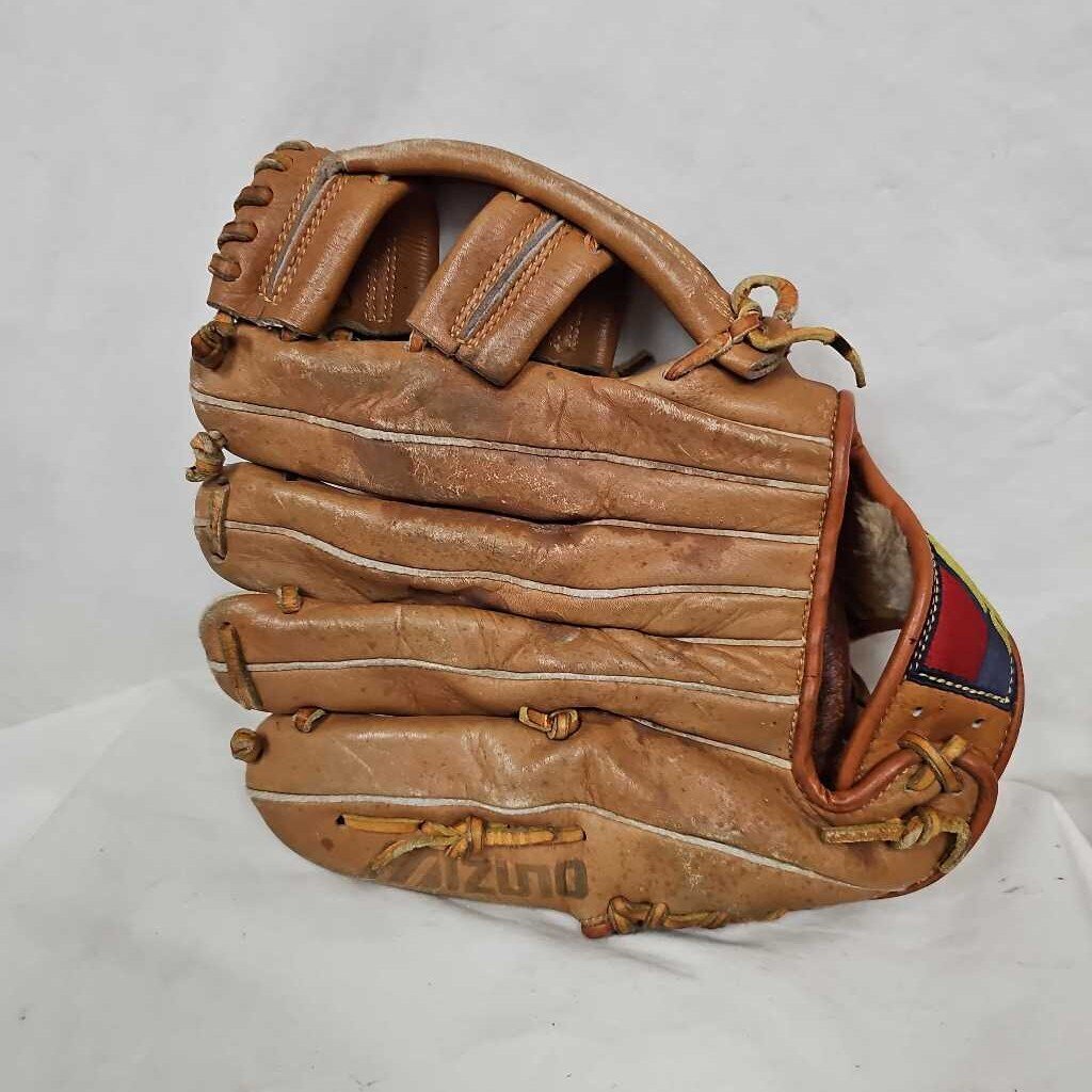 Mizuno MM5050 Pro Model Baseball Glove, 12" RHT