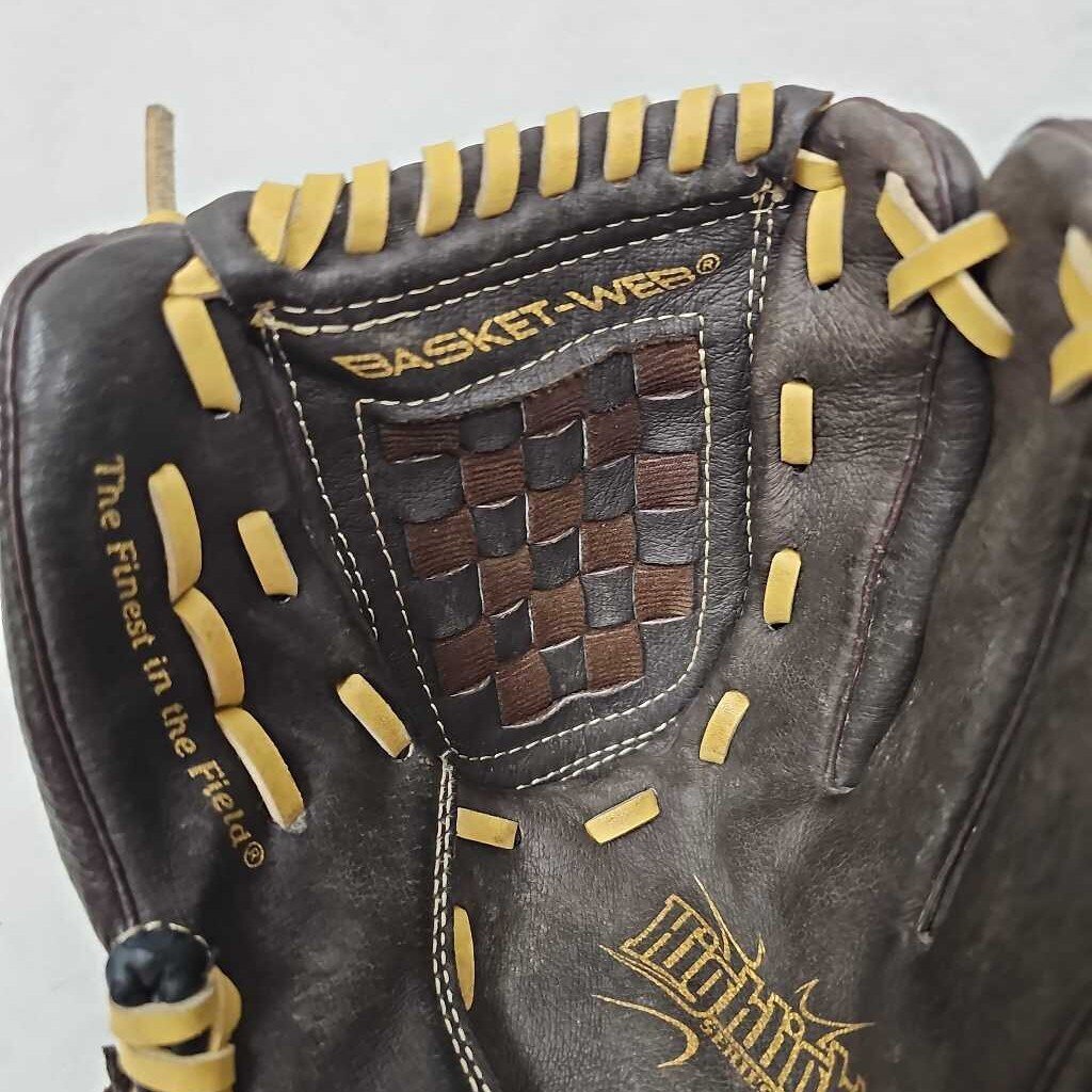 Rawlings Highlight Series Baseball Glove, 11.5" RHT