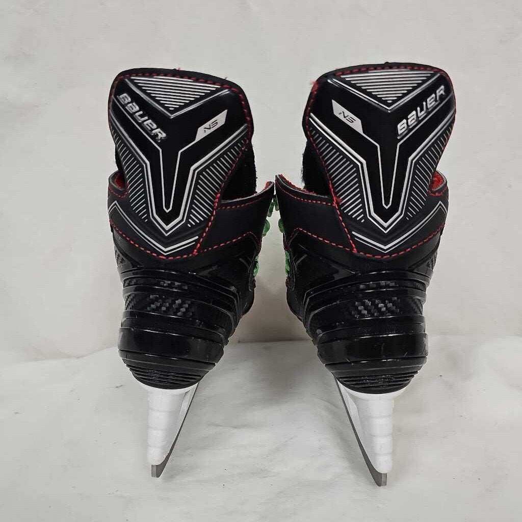 Bauer NS Youth Hockey Skates, Size Y9