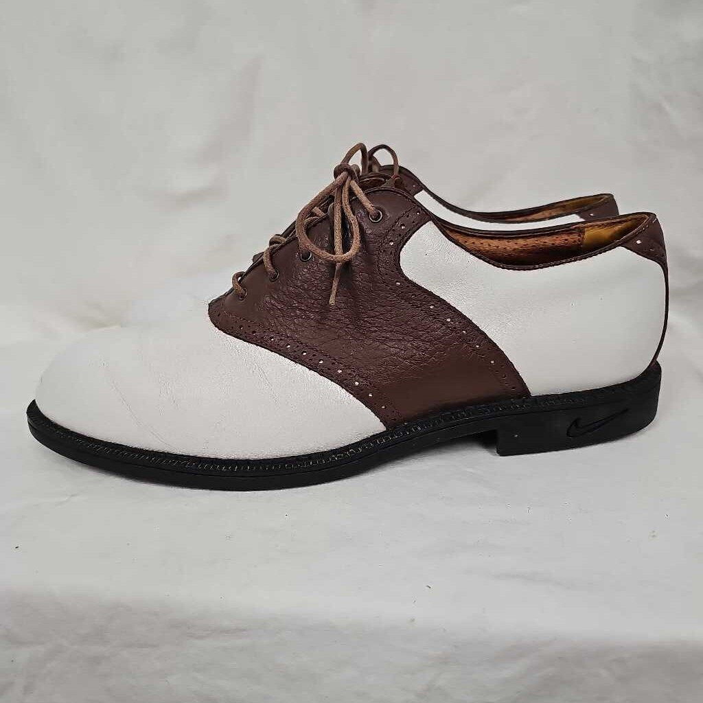 Nike Air Comfort Spikeless Golf Shoes, Men's 11 South Coast Sport & Consignment Nike Air Comfort Spikeless Golf Shoes, Men's 11 South Coast Sport & Consignment