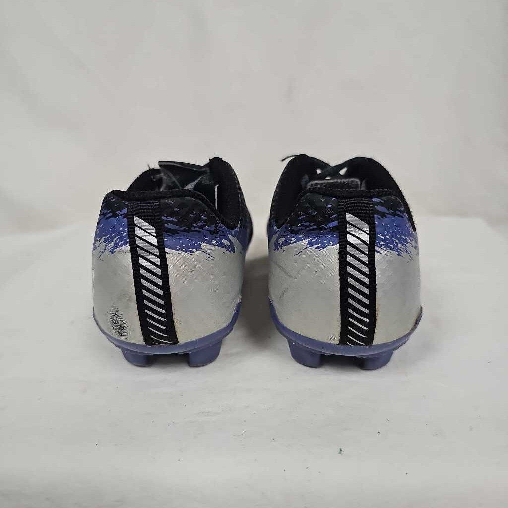 DSG Speed Viper Youth Soccer Cleats, Size Y12