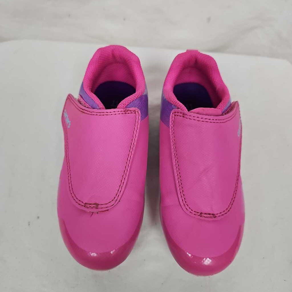 Carter's Fica Youth Soccer Cleats, Size Y11