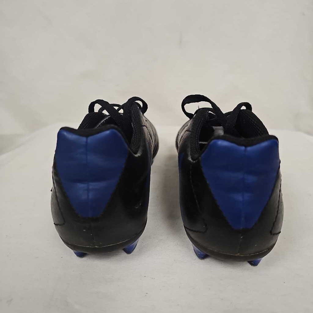 Adidas Goletto Kid's Soccer Cleats, Size 2
