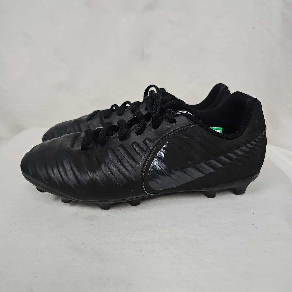 Nike Tiempo Kid's Soccer Cleats, Size 2