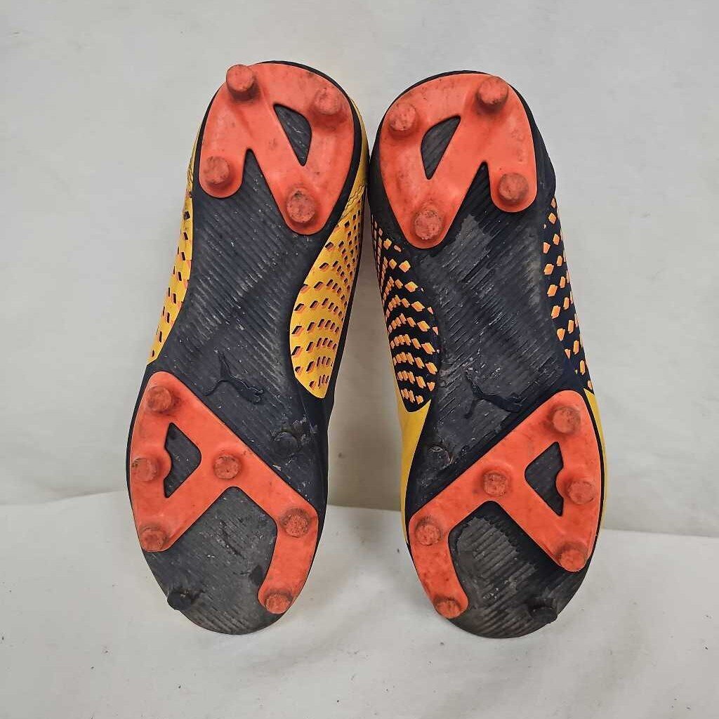 Puma Kid's Soccer Cleats, Size 3