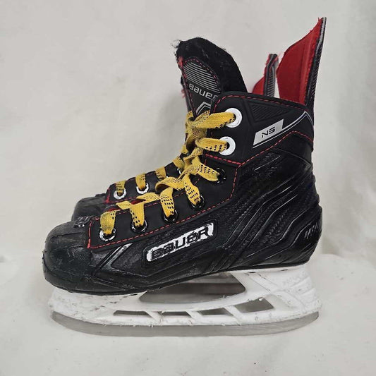 Bauer NS Youth Hockey Skates, Size Y12