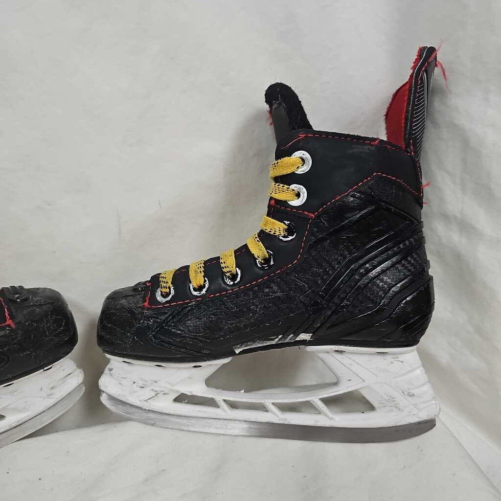 Bauer NS Youth Hockey Skates, Size Y12