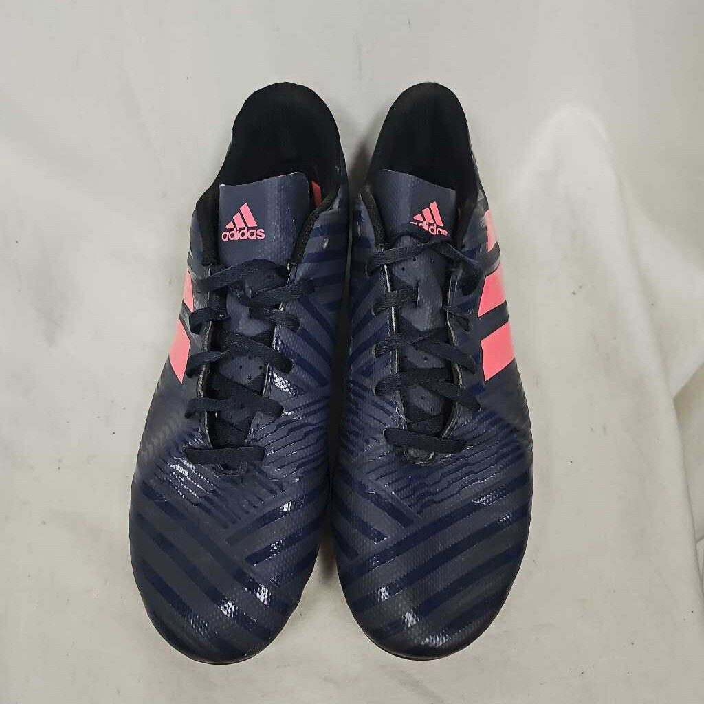 Adidas Nemeziz 17.4 Women's Soccer Cleats, Size 9.5